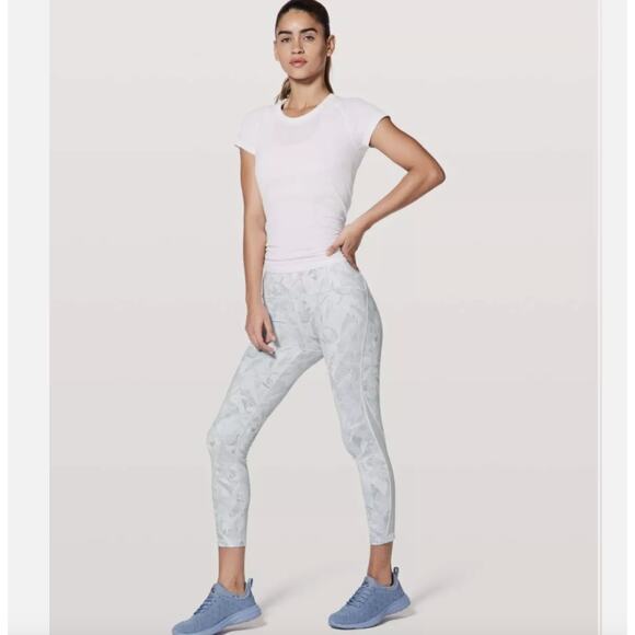 Lululemon Train Times 7/8 Pant *25" Jasmine White Multi / White Size 6 - Picture 2 of 7